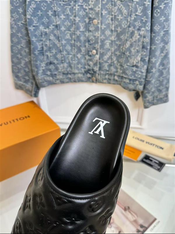 20251128184545584 220